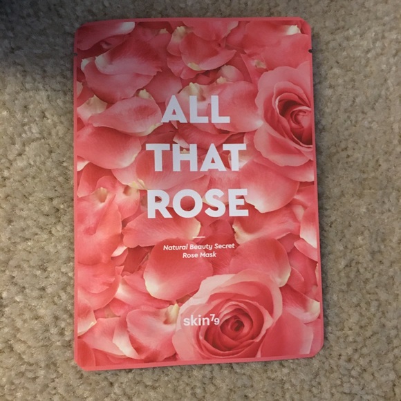 Free with purchase! Sheet face mask (read more) - Picture 3 of 5